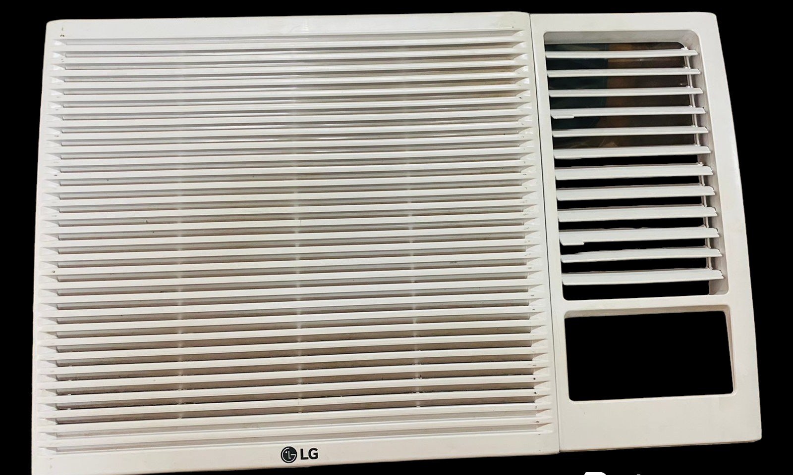 LG Window AC Front Grill 1.5 Ton (White) in Muscat Oman LG Window AC Front Grill 1.5 Ton (White) in Muscat Oman